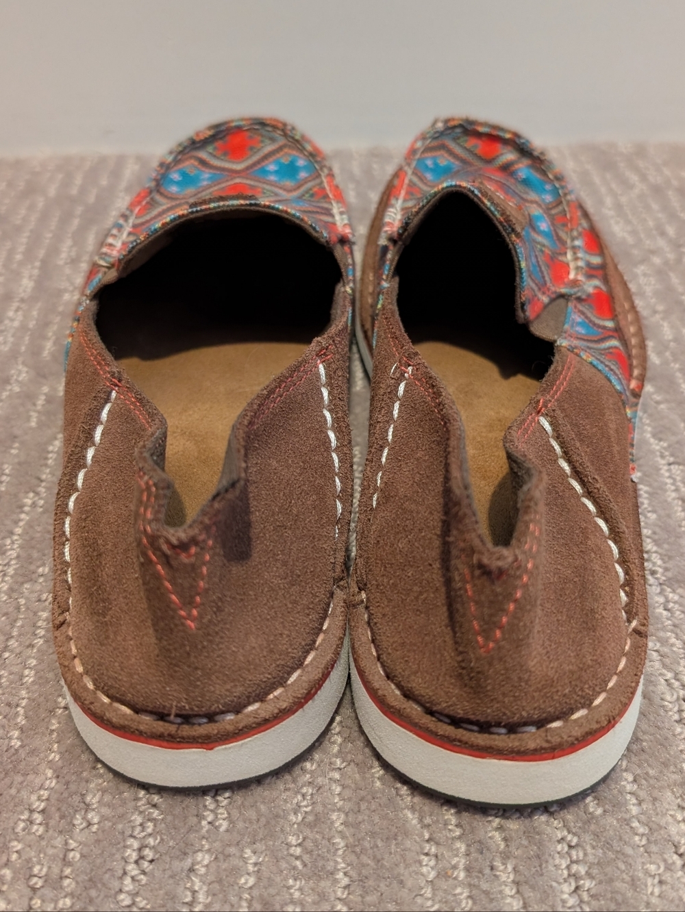 Red and Blue Southwestern/Aztec/Geometric Ariat Cruisers - Picture 2 of 6